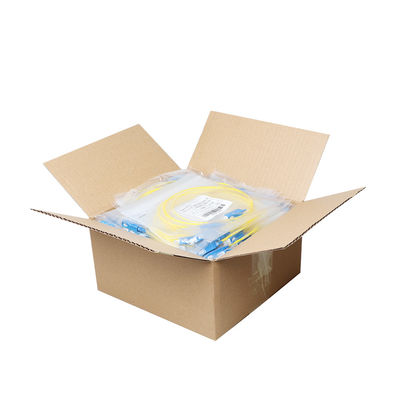 0.9 밀리미터 직경 파이버 케이블 조립 9 / 125 G657A1 SC / UPC 단순하 닦백색