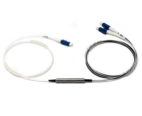 광섬유 절연체 EDFA / CATV는 광대역 고분리 3 항구 1x2 40 0.35 Db (맥스 0.5) 1310 또는 1550 Nm 0.10 Db를 사용했습니다